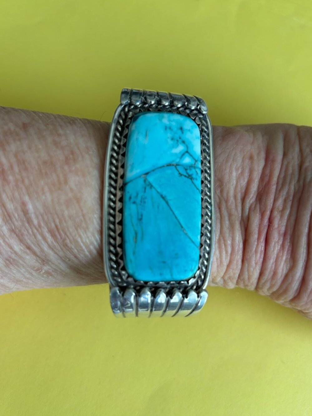 Vintage Native American Silver Cuff Bracelet/Turquoise